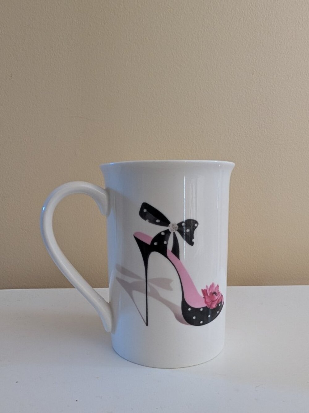4/$25 Y2K HIGH HEEL SHOE MUG